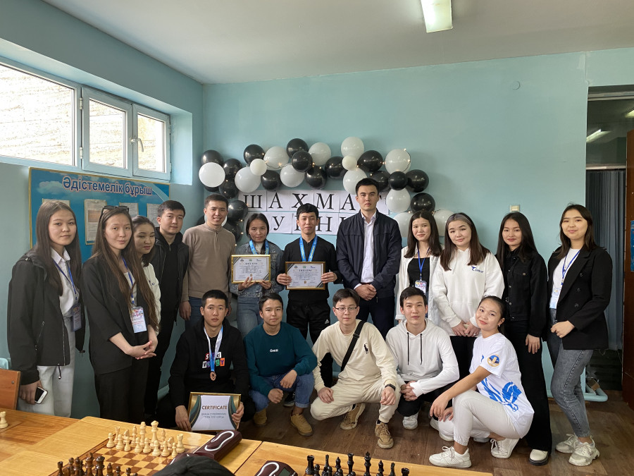 ҚазҰУ студенттері арасында Шахмат турнирі өтті