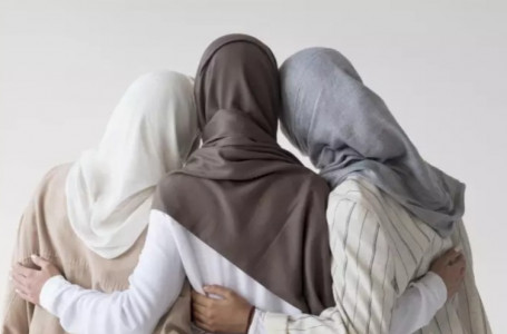 Хиджабты бір киіп, бір шешу қаншалық дұрыс? ҚМДБ өкілі жауап берді