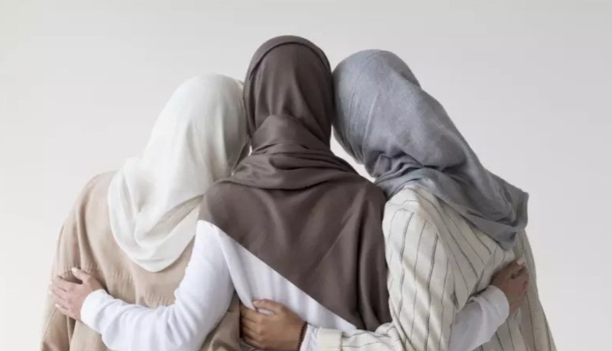 Хиджабты бір киіп, бір шешу қаншалық дұрыс? ҚМДБ өкілі жауап берді