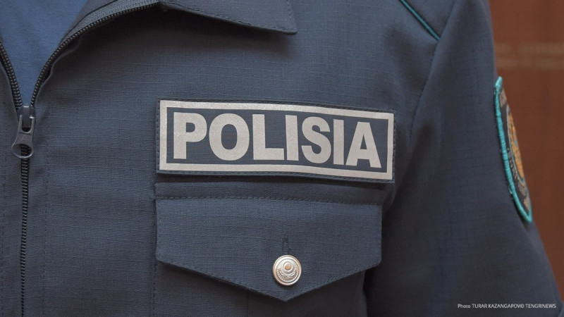Семейде полиция қызметкері күдіктіні қылмыс жасағанын мойындату үшін азаптаған