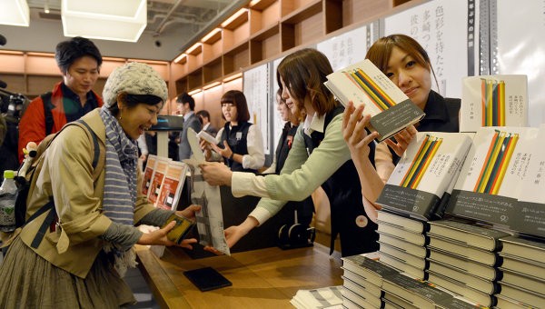 Харуки Муракамидің жаңа романы миллион тиражбен басылды