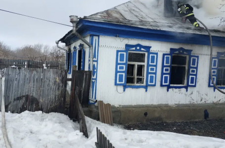 Ата-анасы болмаған: Солтүстік Қазақстан облысында жер үйде шыққан өрттен екі бала қаза тапты