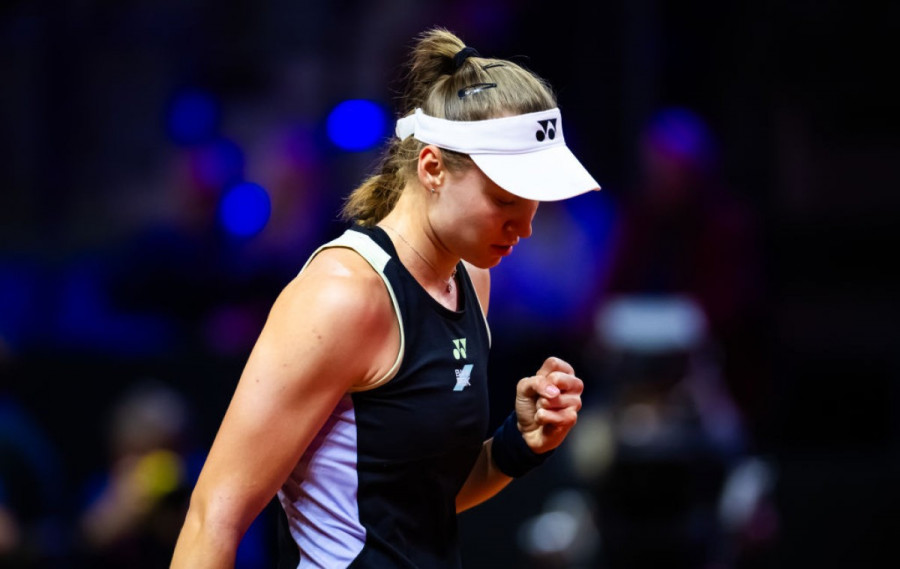 Мемлекет басшысы Елена Рыбакинаны жеңісімен құттықтады