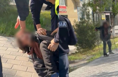 Түркістанда ер адам өзіне қол жұмсамақ болды: оны полицейлер аман алып қалды
