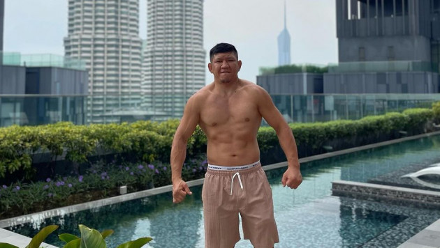 Қуат Хамитов Мейвезер сияқты бола алатын боксшыны атады