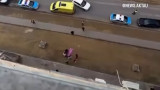 Жантүршігерлік видео тарады: Ақтауда әйел көпқабатты үйден құлап кеткен