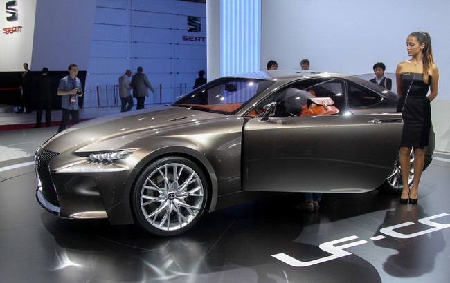 Lexus IS купе нұсқасында жасалады