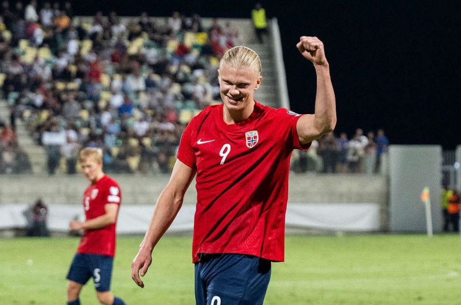 "Холанд келеді". Қазақстан құрамасы алғашқы ойынын қайда өткізетіні белгілі болды