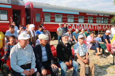 "Саламатты Қазақстан" медициналық пойызы БҚО-ның Бәйтерек ауданында