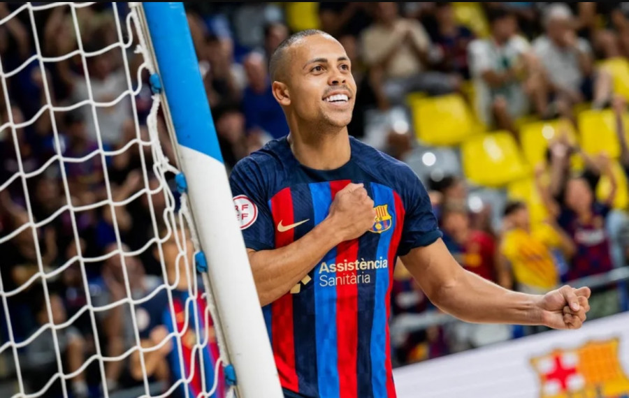 "Барселона" ойыншысы "Семейге" ауысты