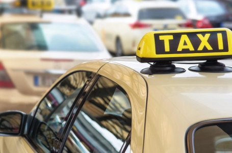 Ақмола облысында жоғалған жасөспірімді такси жүргізушісі танып қалған