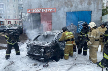 Қарағанды облысында көлік түгі қалмай өртеніп кетті