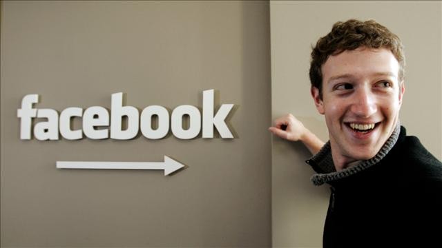 Facebook қызметкерлері Цукербергті "айыптауда"
