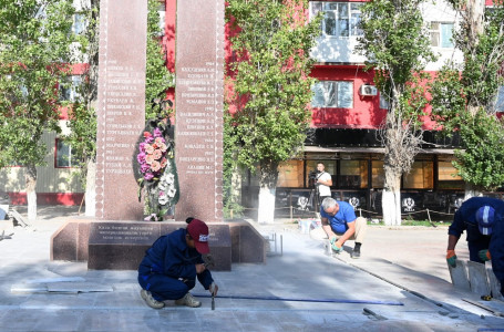 Ақтөбеде «Таза Қазақстан» бағдарламасы аясында «Ескерткіш – ел тарихы» акциясы өтті