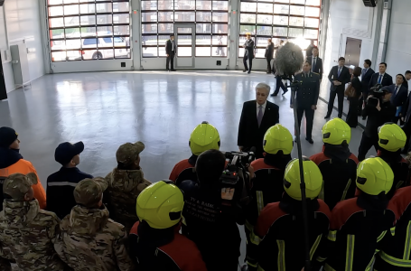 Тоқаев жаңадан пайдалануға берілген өрт сөндіру бөлімінің жұмысымен танысты