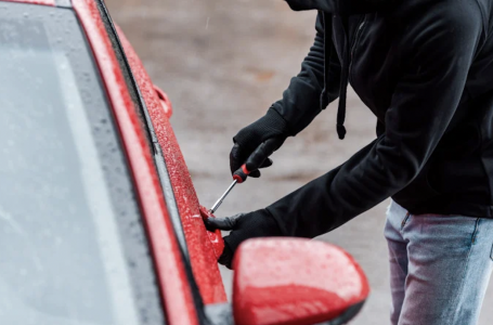 Астана тұрғыны қателесіп, өзгенің көлігін ұрлап кеткен