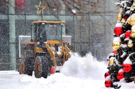 Алматының коммуналдық қызметі қар жауады деген болжамға байланысты жұмысты күшейтті
