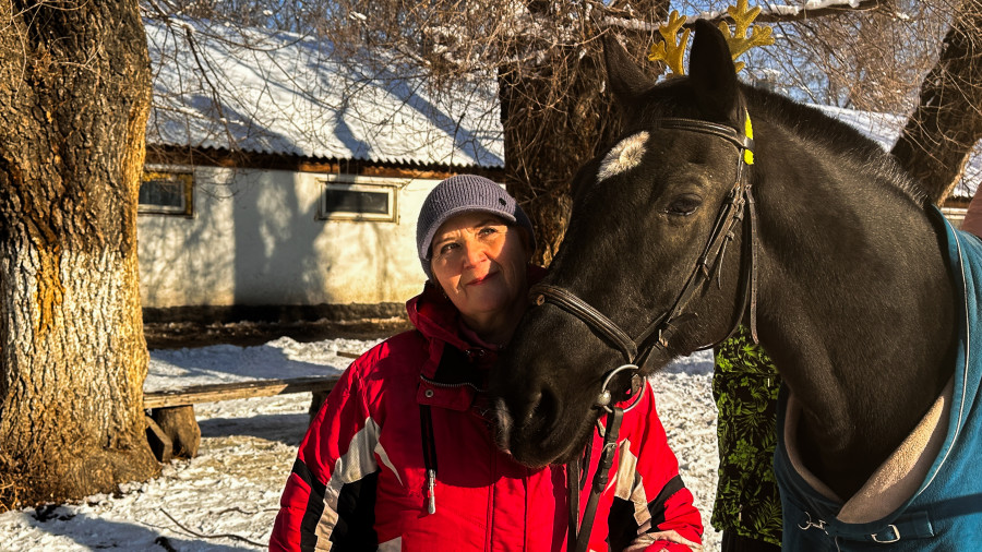 Анджелина Джоли жезөкше ретінде