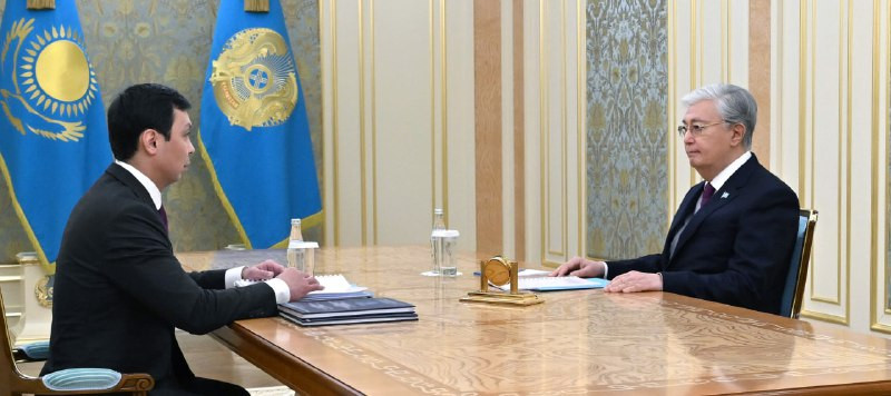 Қайтарылған активтер, жемқорлықпен ұсталған шенеуніктер: Антикор төрағасы Тоқаевқа есеп берді