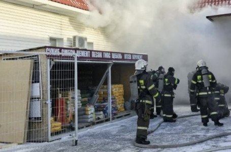 Павлодарда отқа оранған дүкенде қызметкер көз жұмды