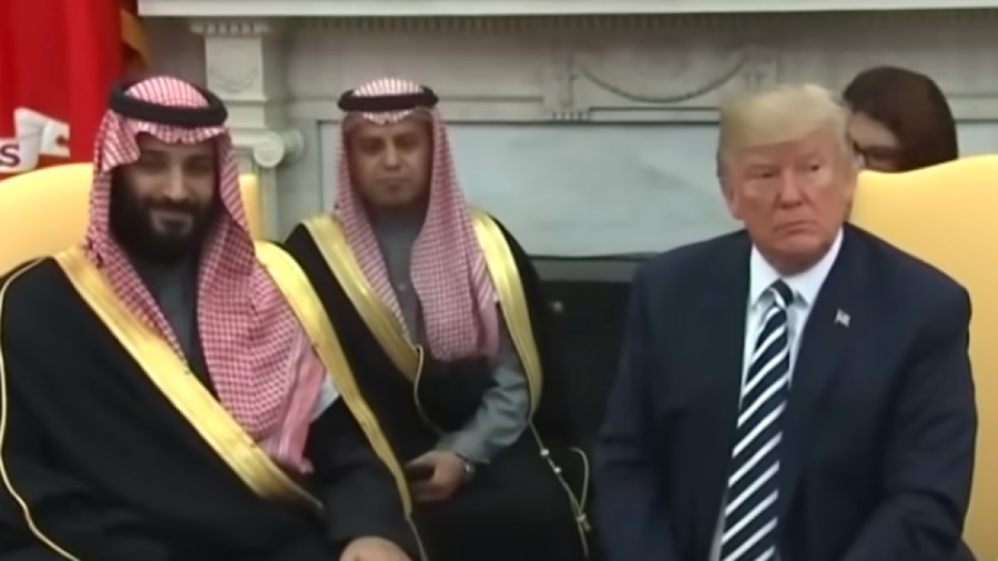 Сауд Арабиясының мұрагер ханзадасы Америкаға 600 миллиард доллар уәде етті