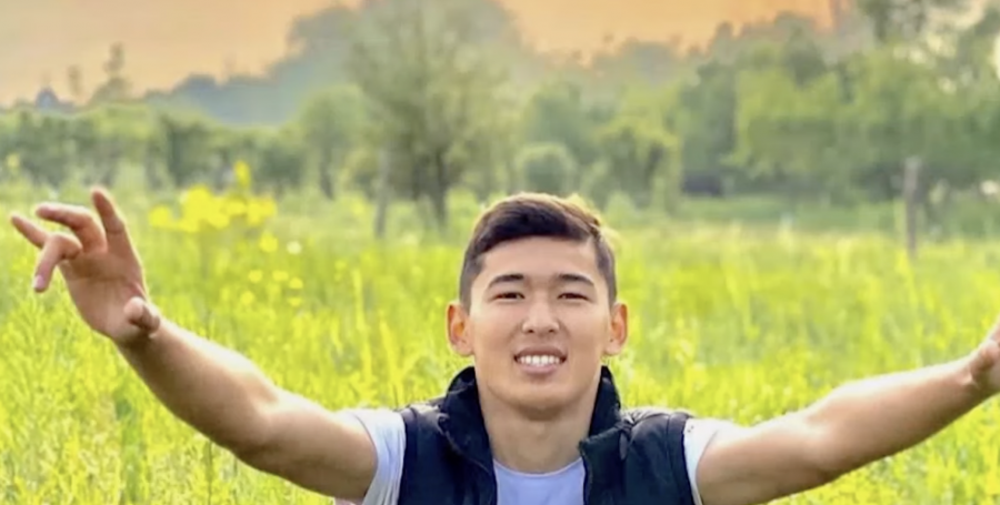 Мылтық ұстаған жалаңаш қыздар (супер фото) Үйде онлайн секс