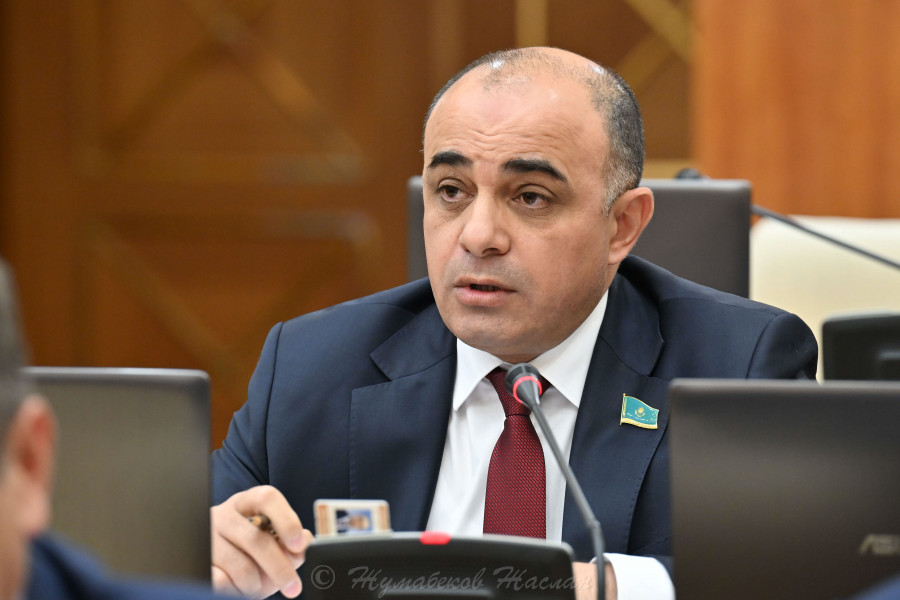 Қазақстанда жыныс ауыстыруға тыйым салу ұсынылды