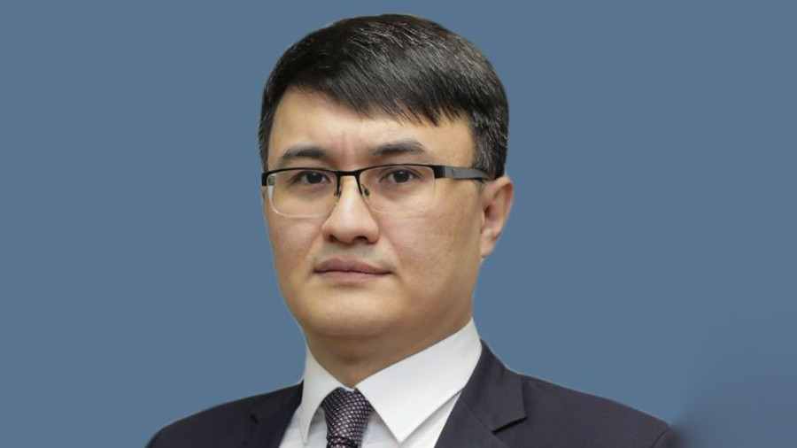 Тоқаев Мемлекеттік басқару академиясының ректорын ауыстырды