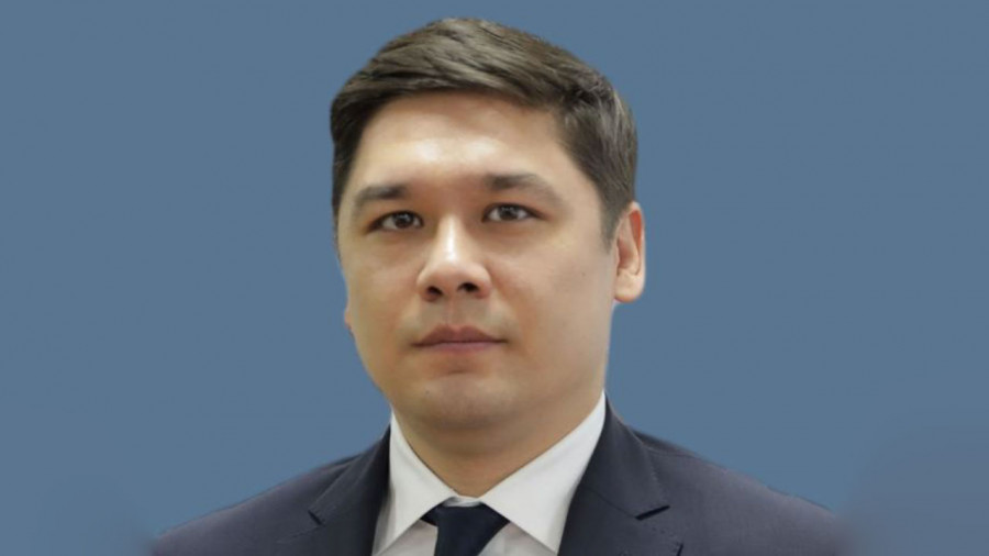  Әлібек Ахмедьяр Мемлекеттік қызмет істері агенттігі төрағасының орынбасары болды