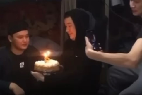 Шерзат ісі бойынша күдіктілер туған күн тойлаған: полицейлерге қандай жаза төніп тұр?