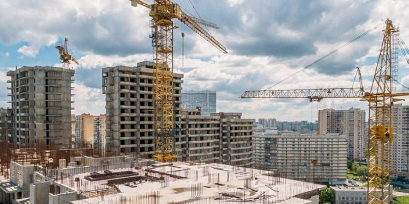 “Халық үйге жете алмай жүр, құрылысшылар Forbes тізімінде“ - депутат