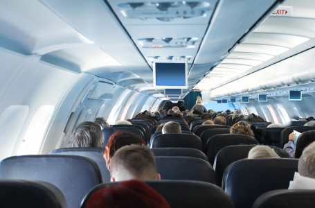 Неге ұшақ борты үнемі салқын болып тұрады?