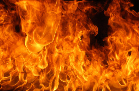 Оралда өртсөндірушілер 15 баланы эвакуациялады