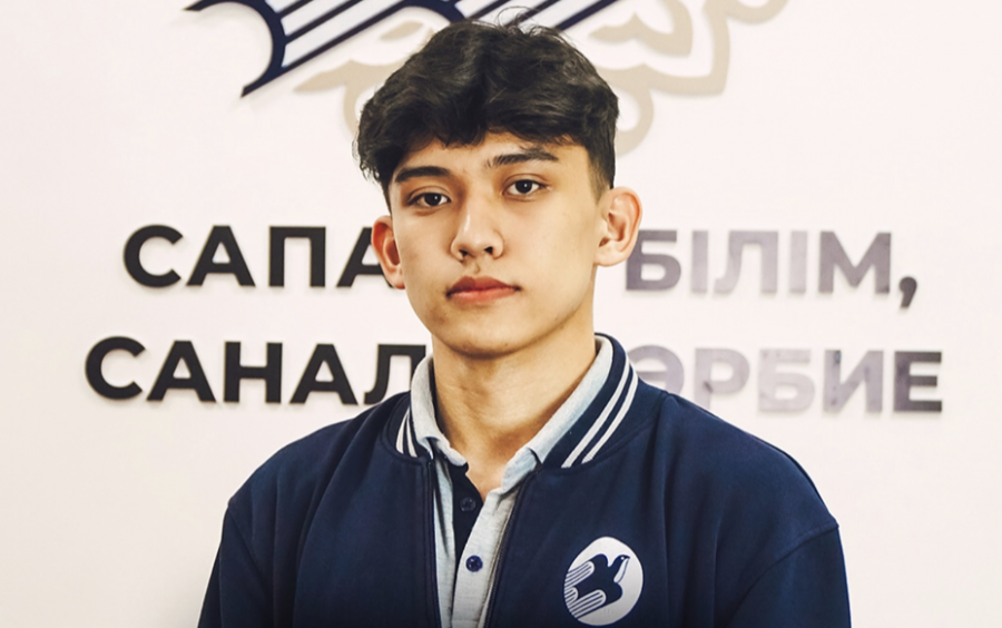 Арыстық оқушы әлемнің 86 университетінен шақырту алды