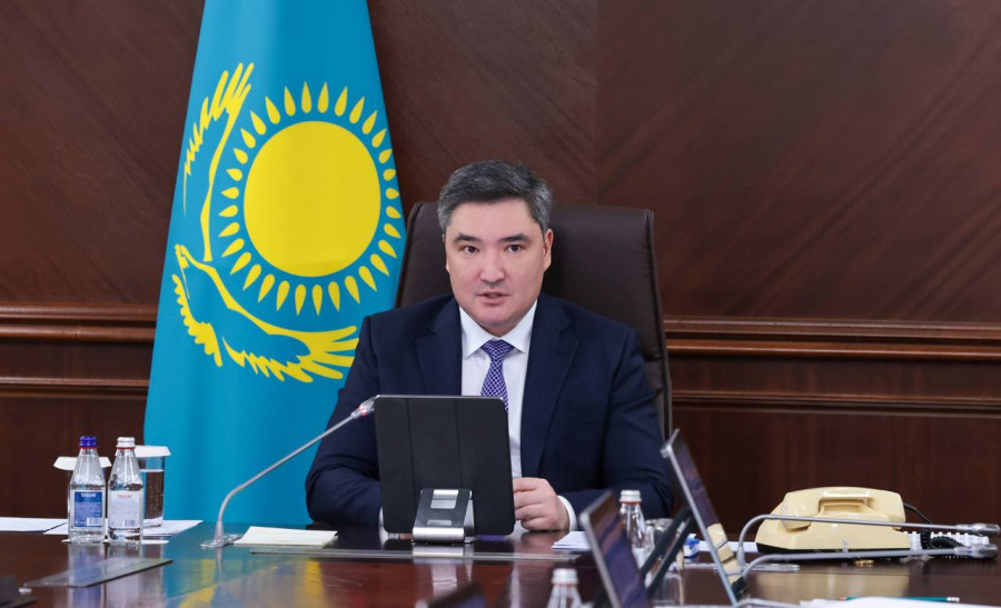 Мектеп бітіру кештері: Бектенов ата-аналарға үндеу жасады