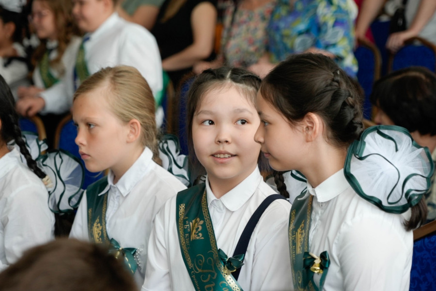 Шығыс Қазақстан оқу жылының қорытындысын шығарды: сандар мен деректер