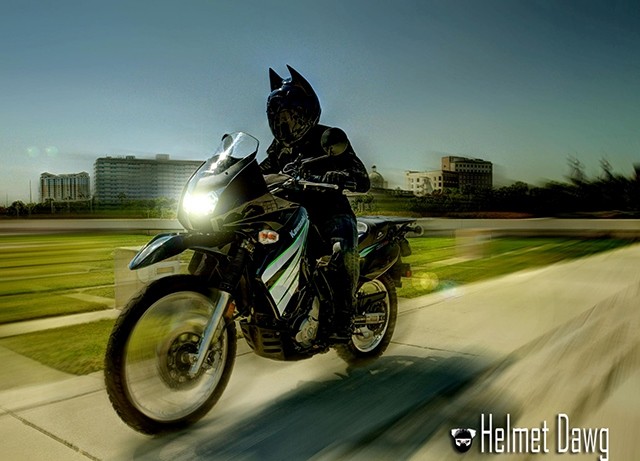 Helmet Dawg өндірген Бэтмен-шлем