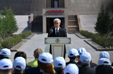 Тарихқа деген көзқарас саяси ахуалдың ықпалында кетпеуге тиіс - Президент