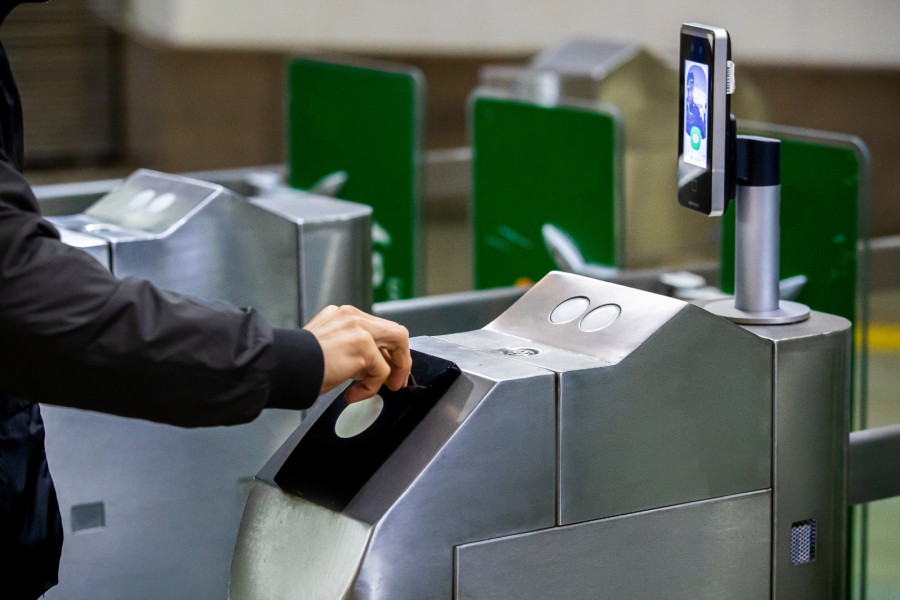 Алматыда 1 маусымда балалар метромен тегін жүре алады