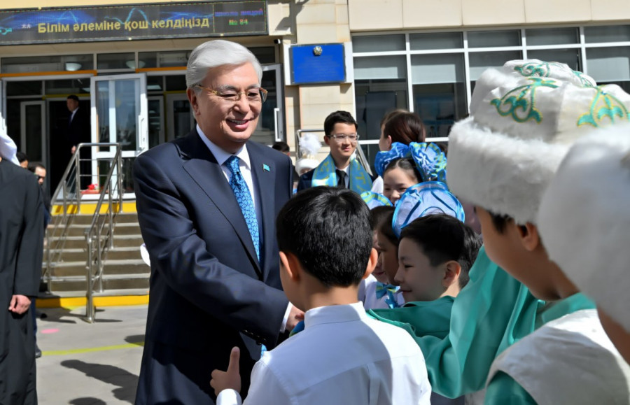 Тоқаев Балаларды қорғау күнімен құттықтады