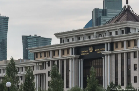 Тоқаев жаңа Қорғаныс министріне нақты тапсырмалар жүктеді