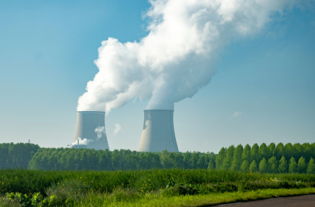 Қазақстанда АЭС құрылысын кім жүргізеді?