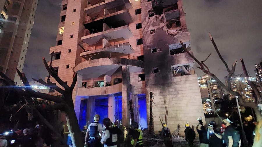 Иран Израильге қарсы зымыран соққыларының жаңа легін бастады   