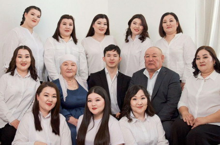 Маңғыстауда он қызы әкесіне ерекше тарту жасады