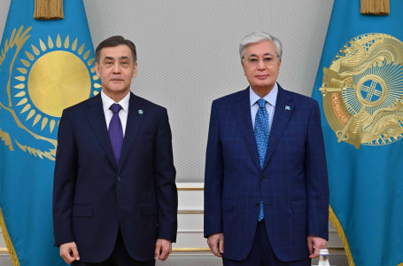 Тоқаев ШЫҰ бас хатшысын қабылдады