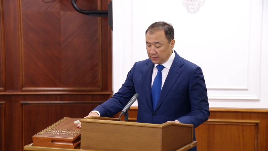 Жаңа көлік министрі Үкіметте ант берді