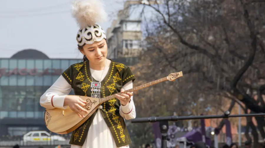 Тоқаев алдағы Ұлттық домбыра күнімен құттықтады