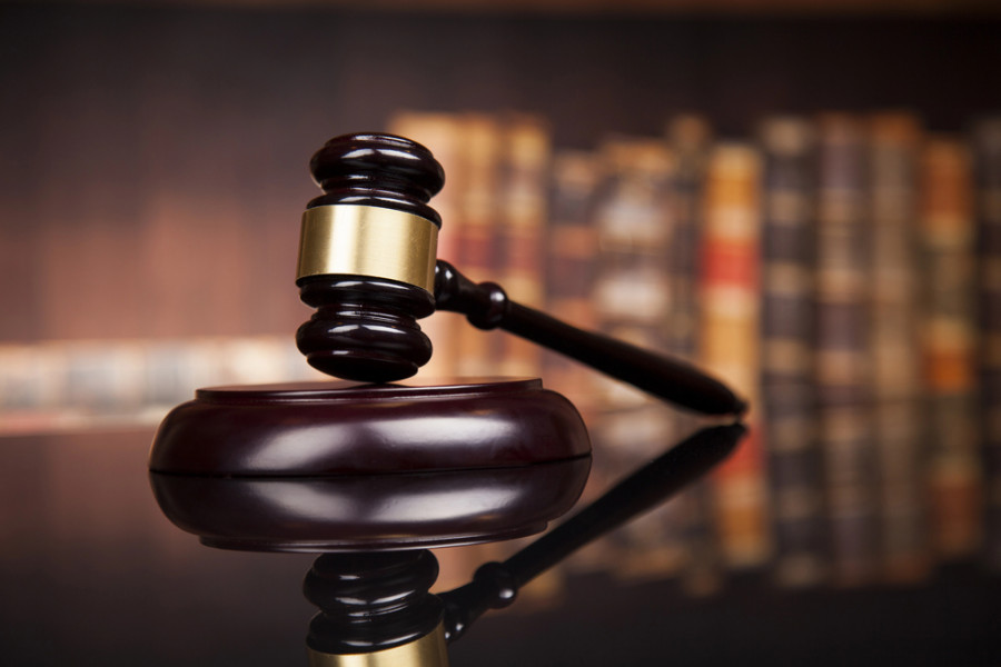 Мүгедектігі бар екі адамға қайыр сұратқан: Ақтауда бір отбасының үш адамы сотталды