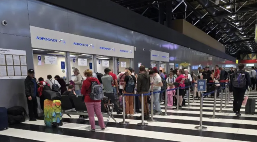 Ресей әуежайларындағы дүрбелең: Путин көлік министрін қызметінен босатты