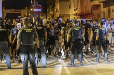 Испанияның оңтүстігінде мигранттарға қатысты жаппай тәртіпсіздіктер басталды